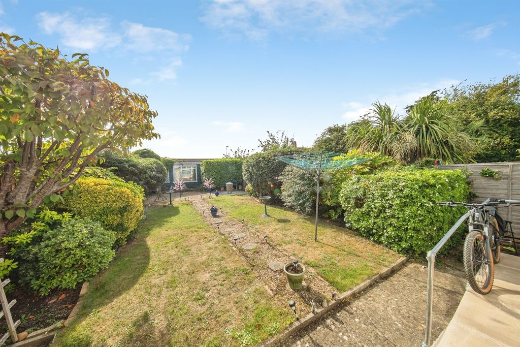 Property photo 2 of 12