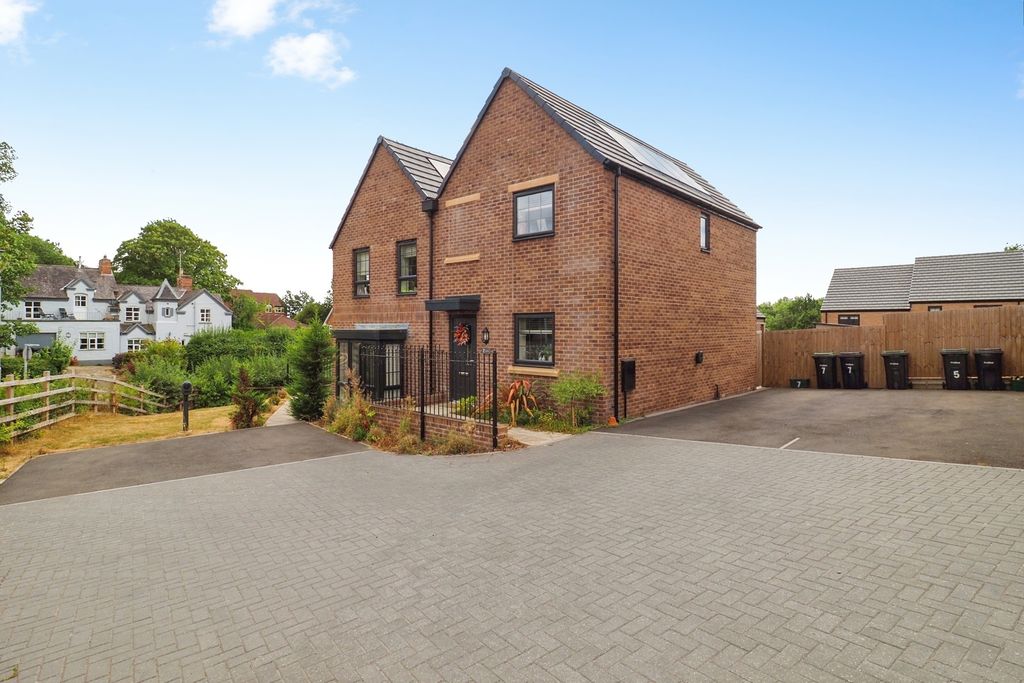 Property photo 1 of 14 Pbox-Img.Jpg