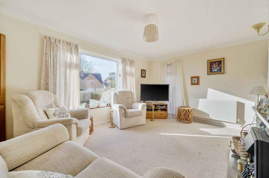 Property photo 3 of 16 1408303-4-6989Daf...