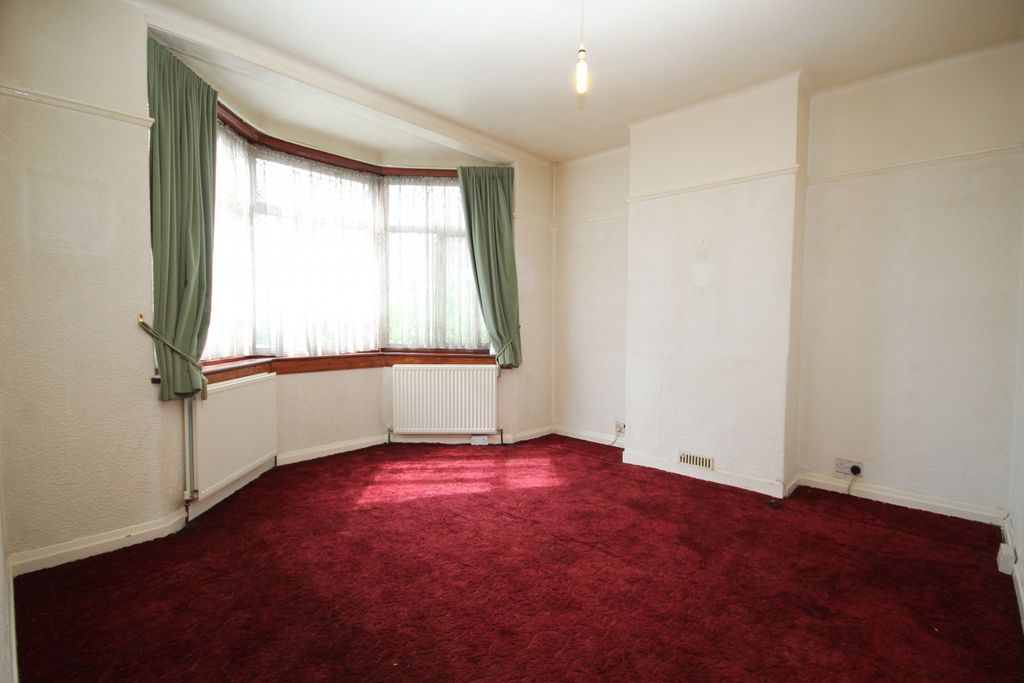 Property photo 3 of 10 Gallery