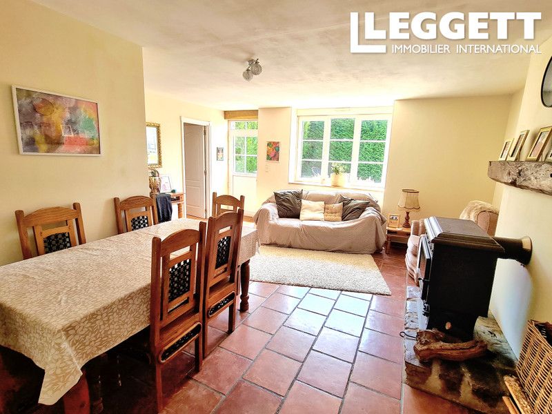 Property photo 3 of 10