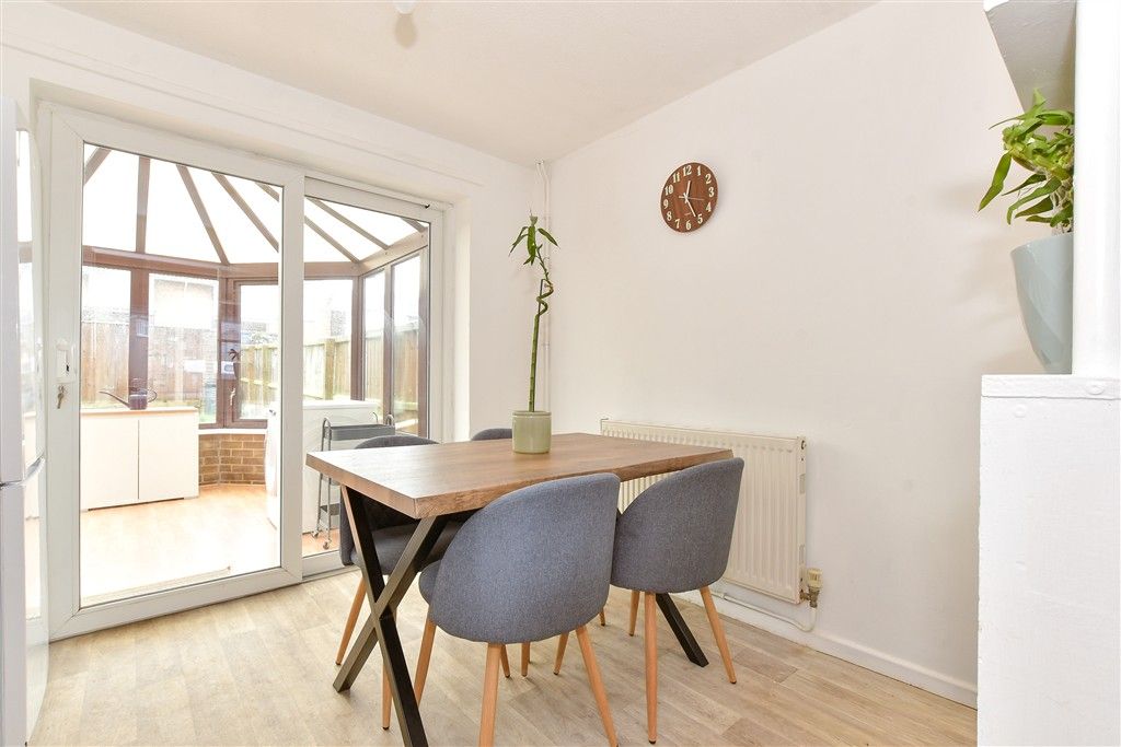 Property photo 3 of 13 Dining Area