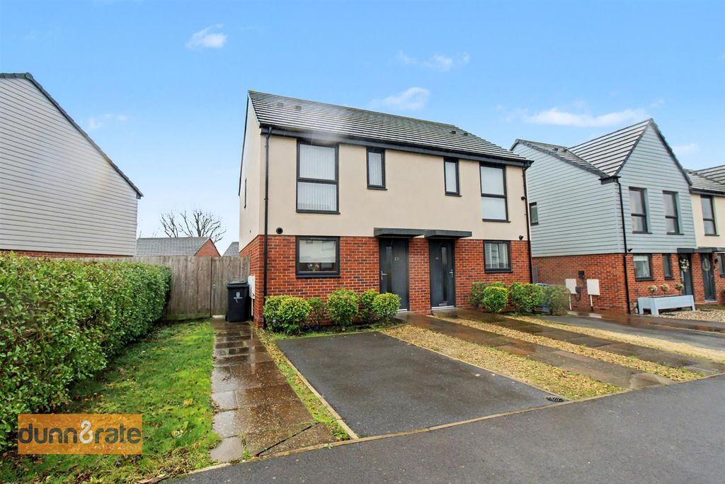 Property photo 1 of 17 Img_2686.Jpg