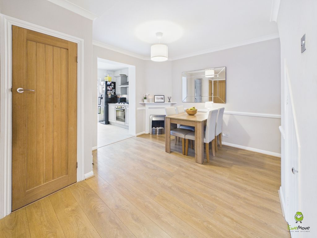 Property photo 3 of 24 Presented By Clinton At Ewemove Bexleyheath And Da
