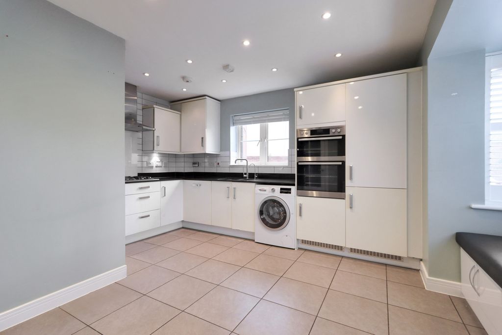 Property photo 3 of 16 Picture No. 03