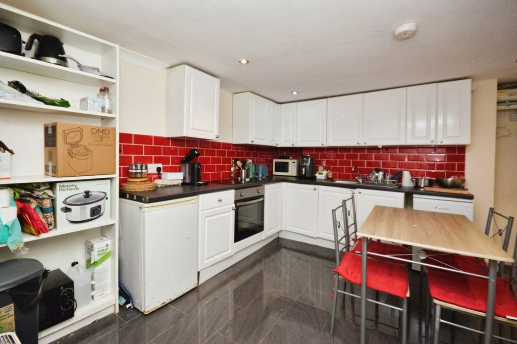 Property photo 2 of 9 Picture No. 03