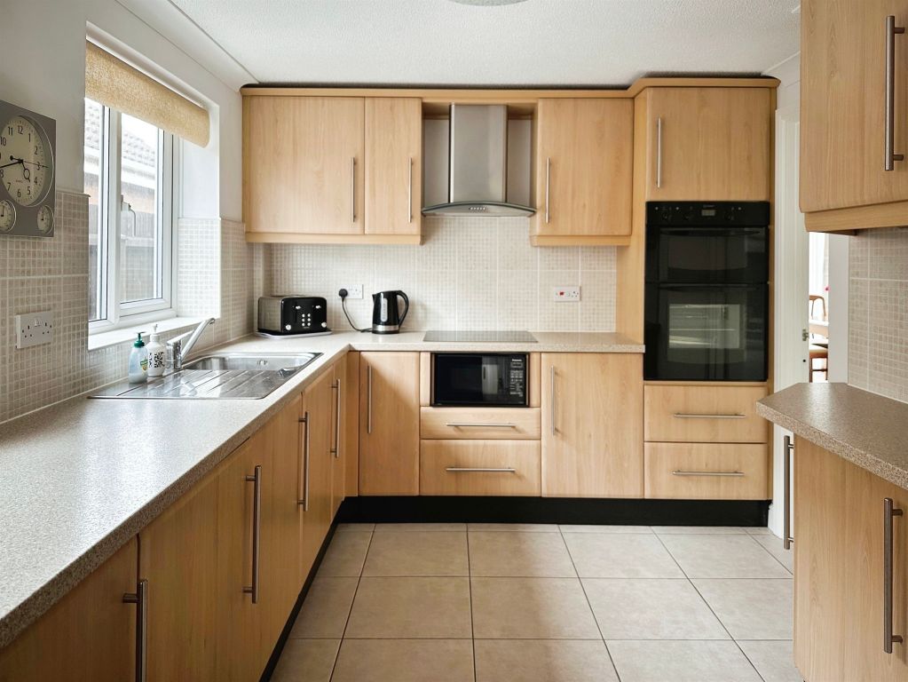 Property photo 2 of 9