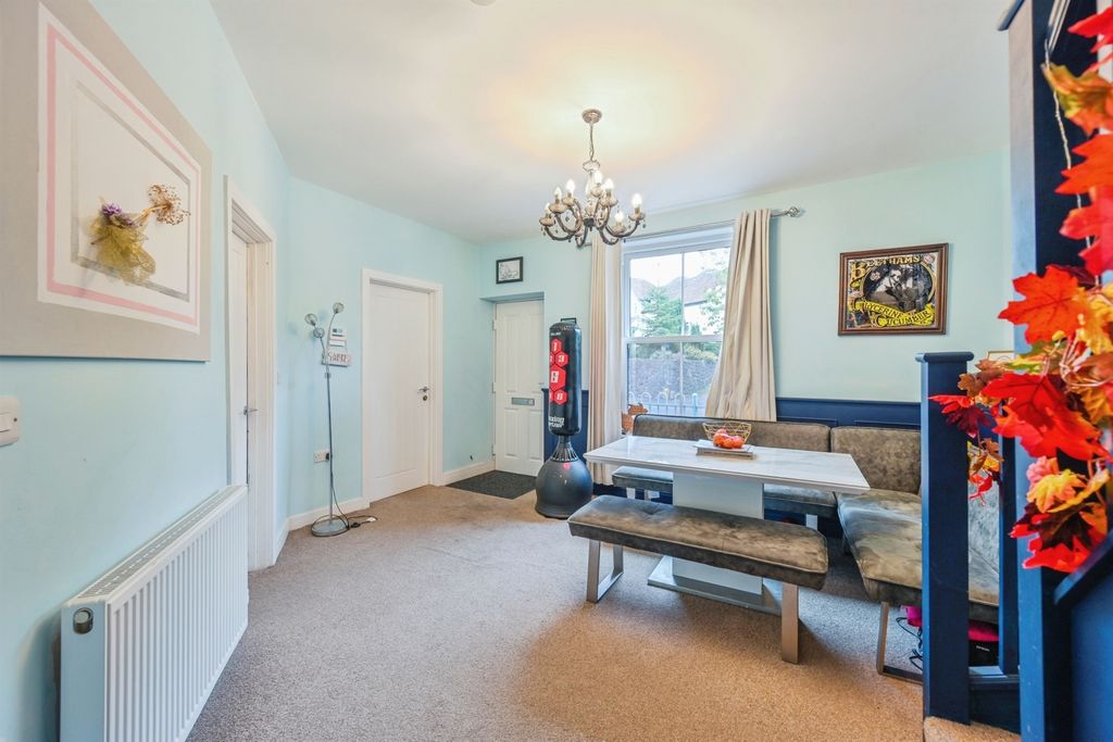 Property photo 3 of 17 Dining Room: