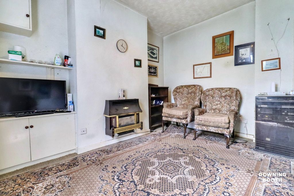 Property photo 3 of 19