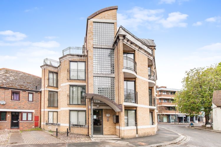 Property photo 2 of 10 161208