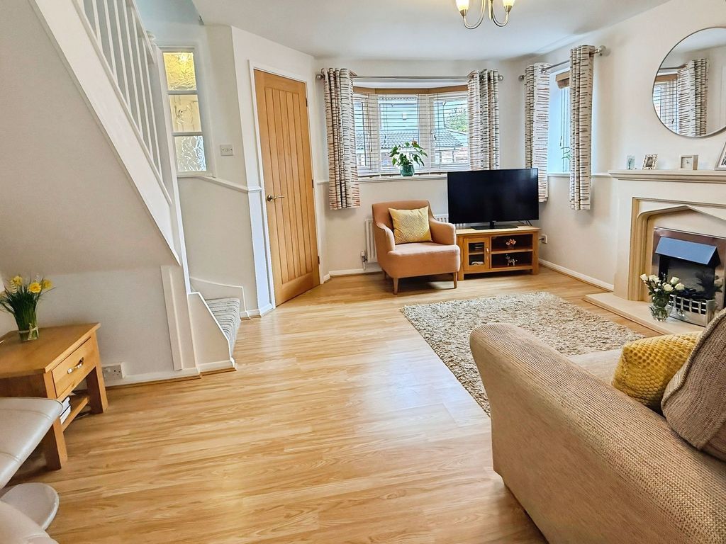 Property photo 2 of 21
