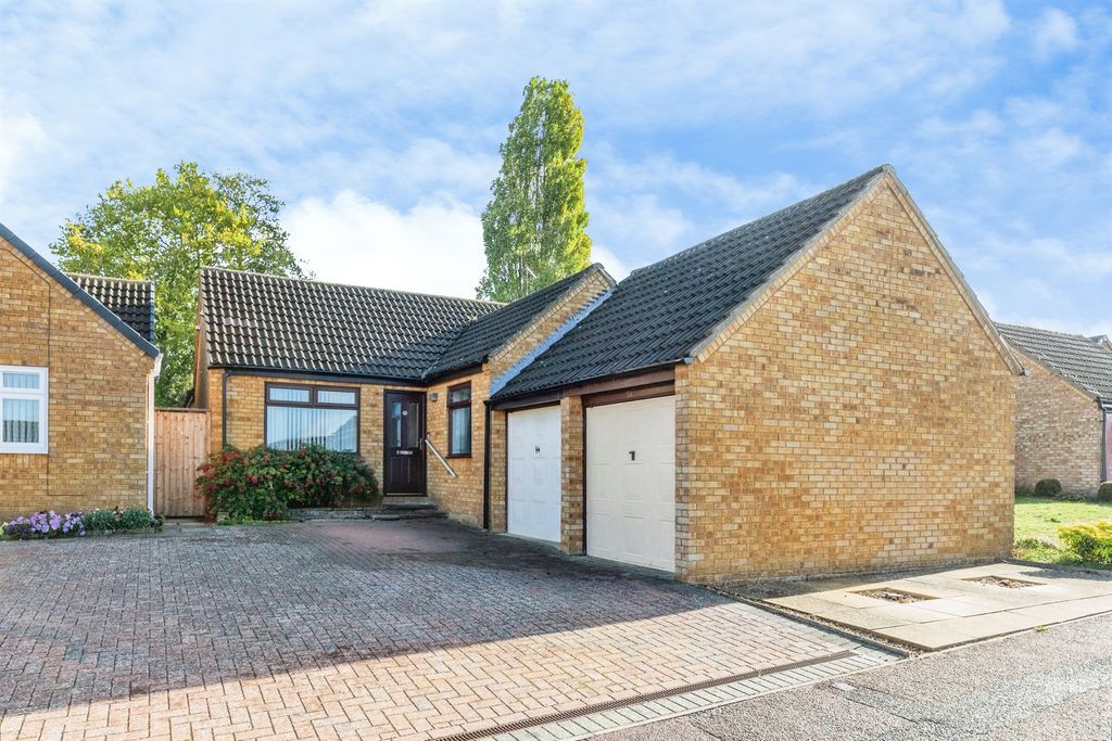Property photo 3 of 13