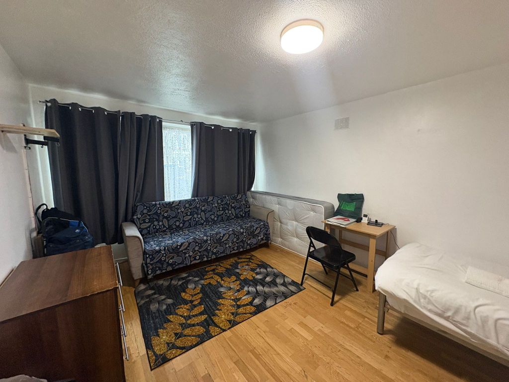 Property photo 2 of 6