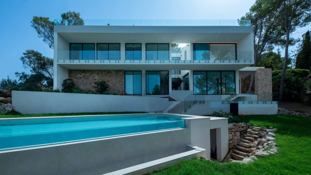 Property photo 1 of 25 80267 Small-8.Jpg