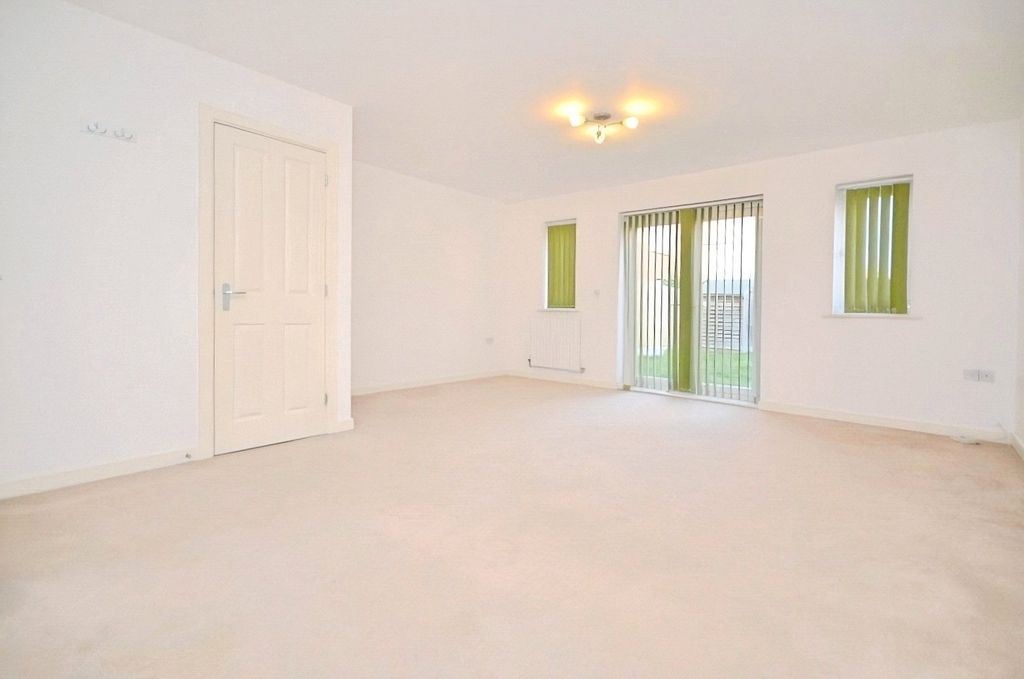 Property photo 3 of 12 Picture No. 20