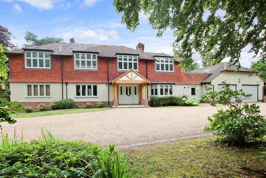 Property photo 1 of 26 Img_2438Dp.Jpg