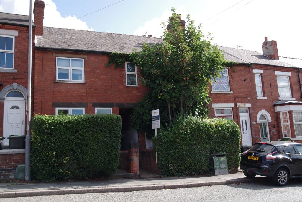 Property photo 1 of 2