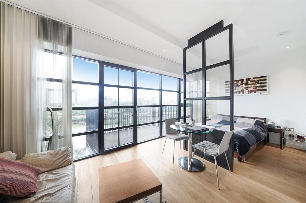 Property photo 1 of 19 Flat 404, Amelia House - Xfm9Ayxrrk5W4Iyqbmla.Jpg