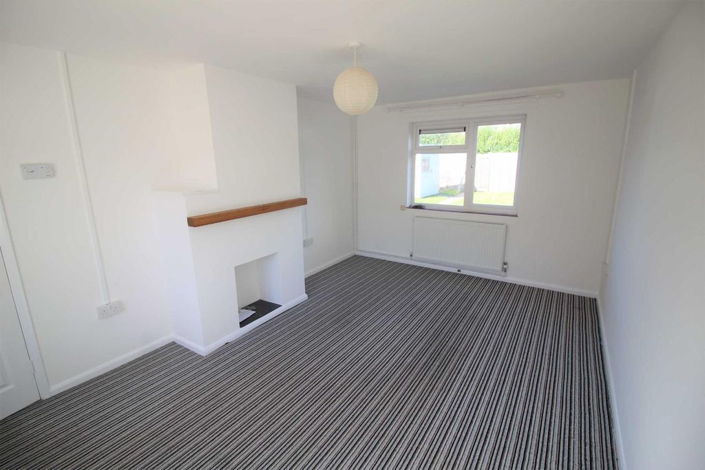 Property photo 2 of 4