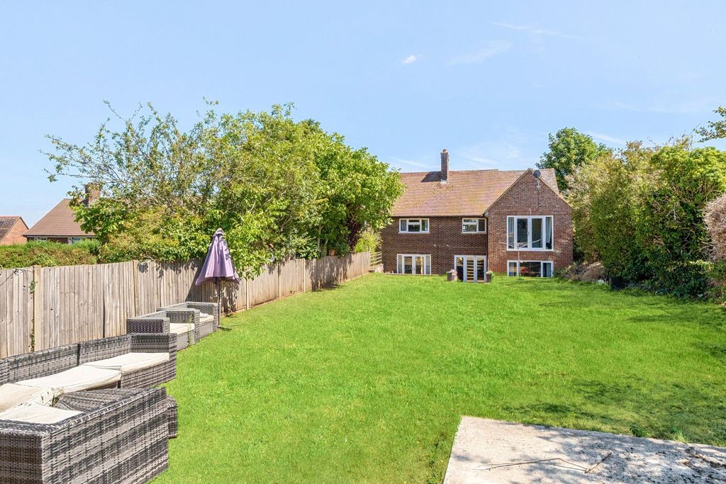 Property photo 1 of 20 Picture No. 28