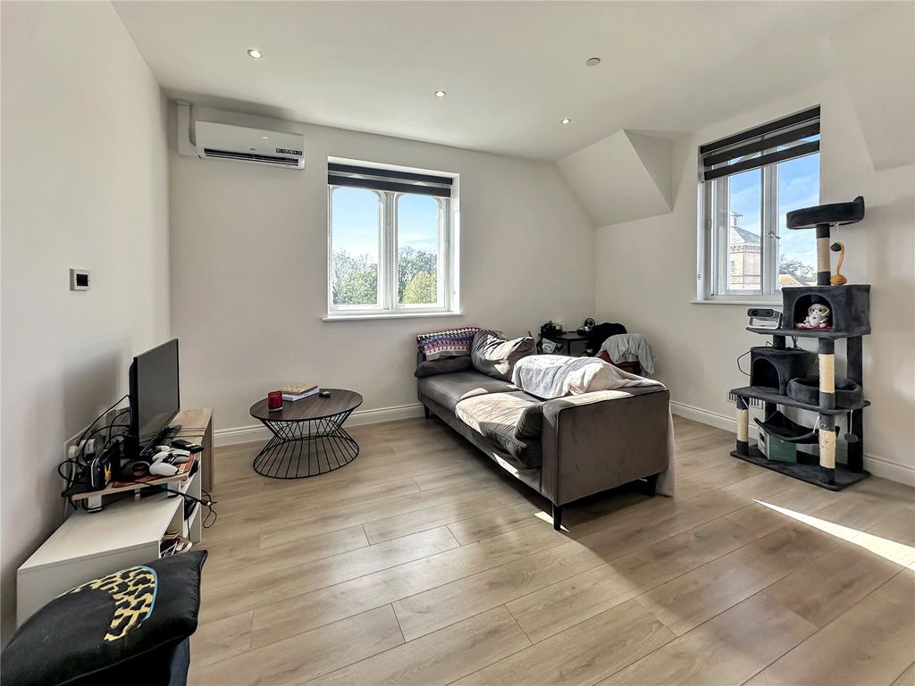 Property photo 1 of 6 Picture No. 02