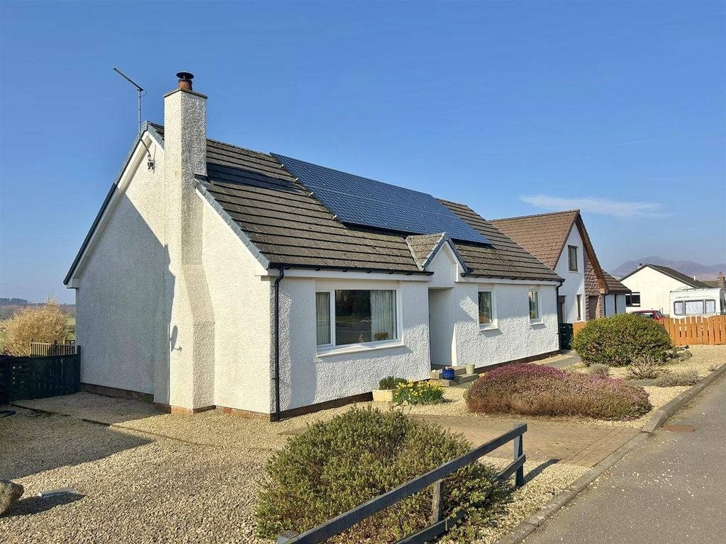 Property photo 2 of 54 Bryncerdd