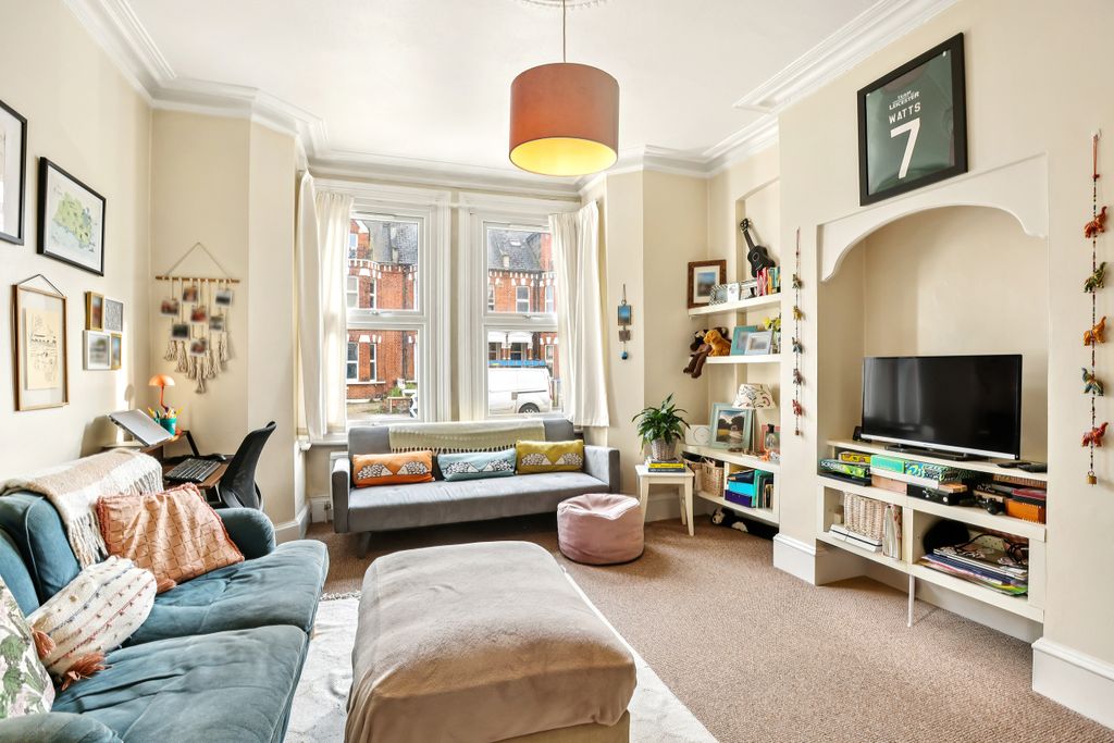 Property photo 1 of 15 Reception