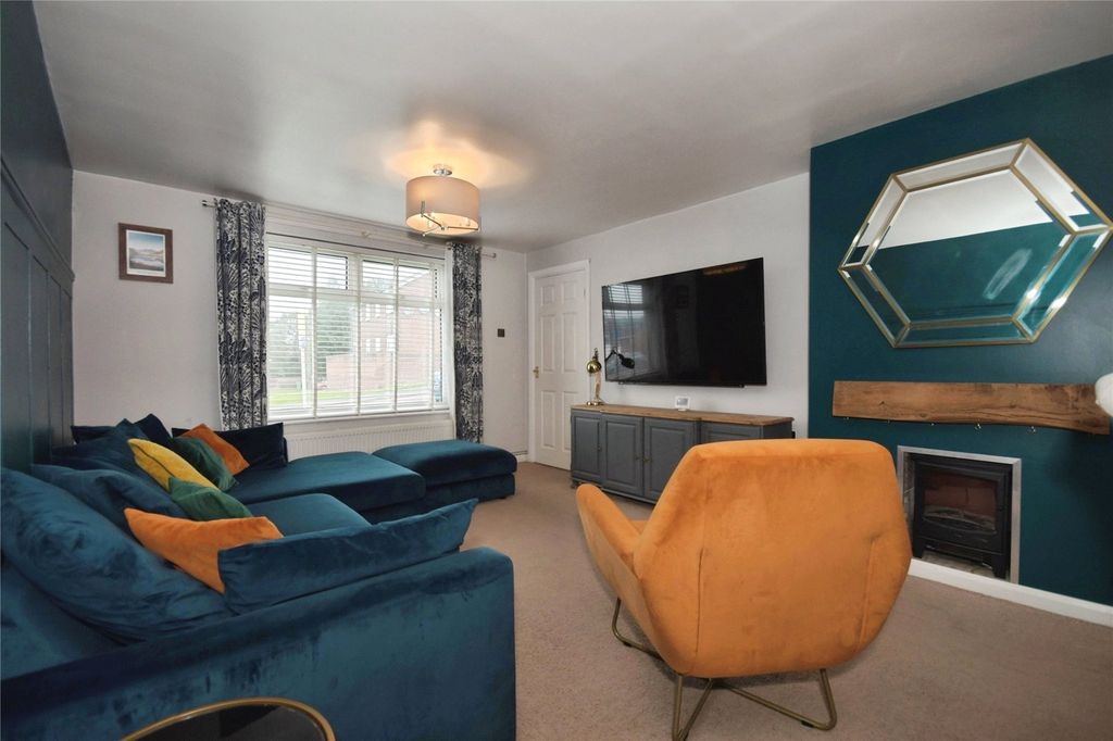 Property photo 3 of 17 Picture No. 46