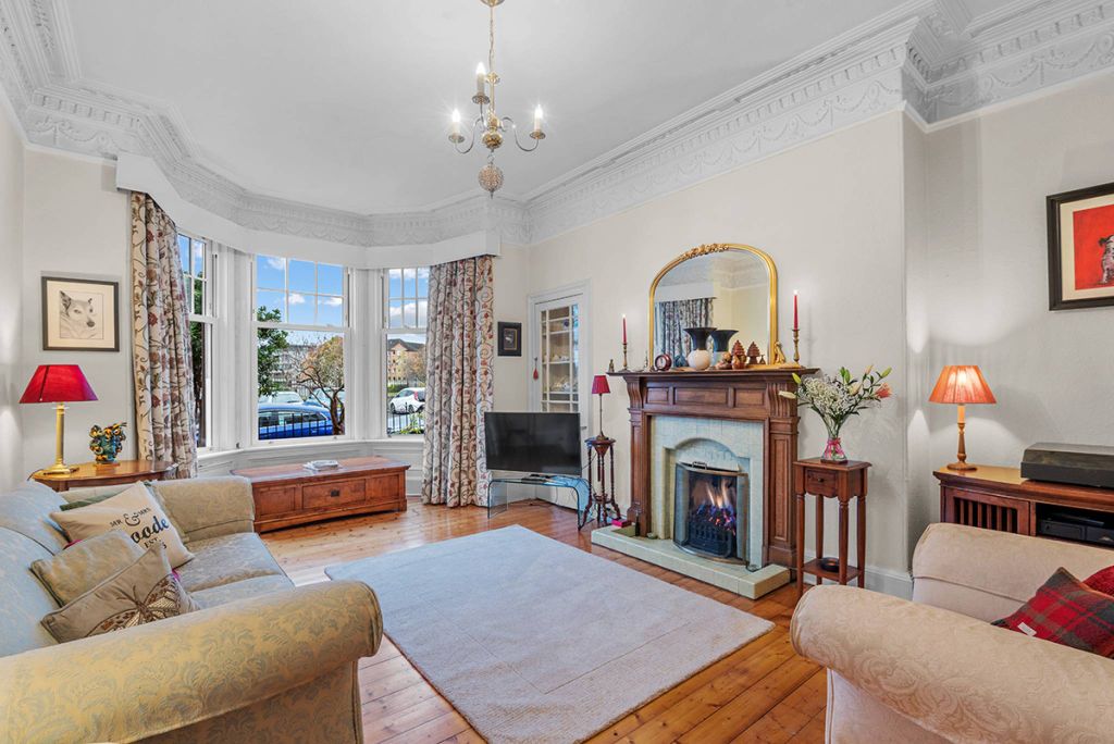 Property photo 3 of 24