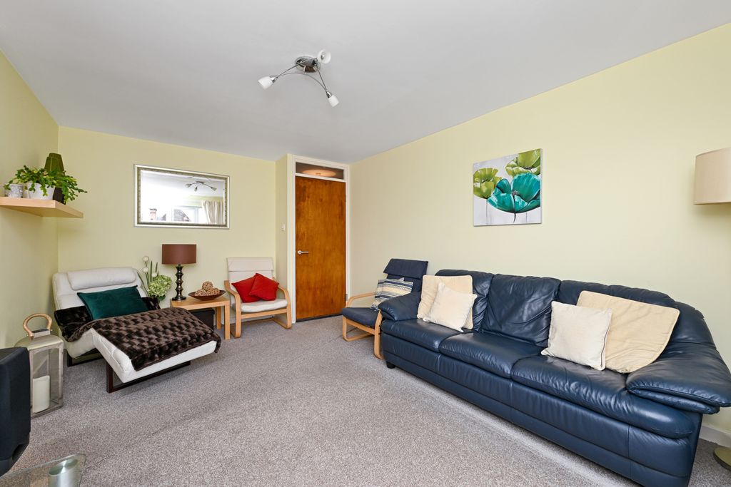 Property photo 3 of 13 Property Image 3