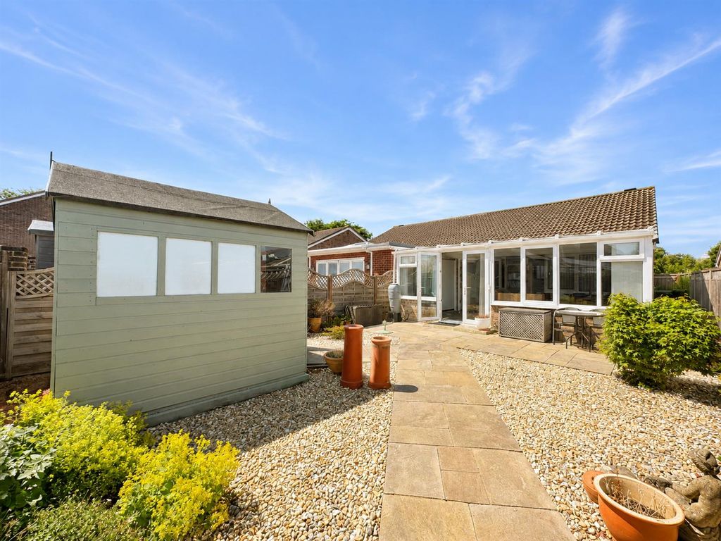Property photo 1 of 13 Garden