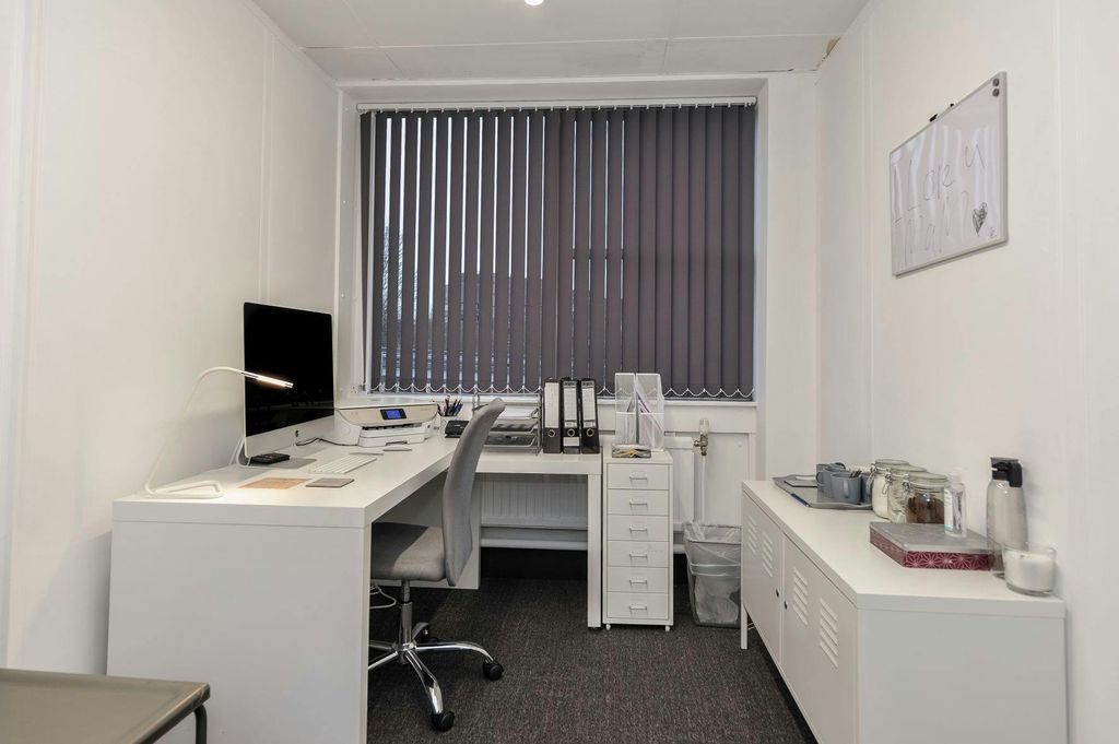 Property photo 3 of 6 R P 10.Jpg