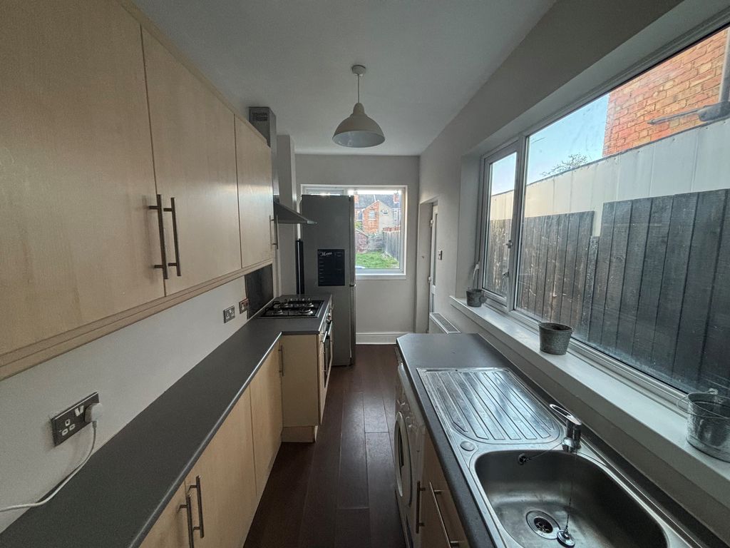 Property photo 3 of 11 Image