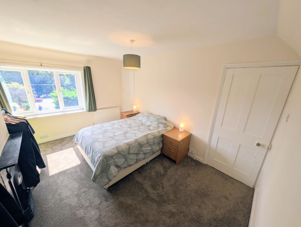 Property photo 2 of 25