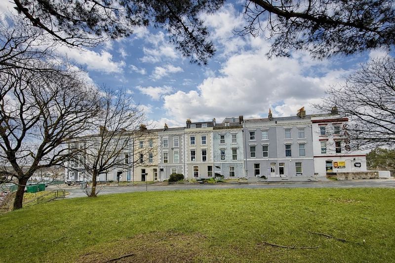 Property photo 2 of 29 Photo 34