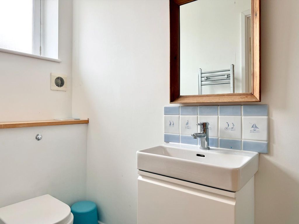 Additional image 50 of 5 bed end terrace house for saleClive Place, Penarth CF64