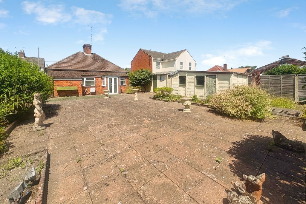 Property photo 2 of 10 Pbox-Img.Jpg