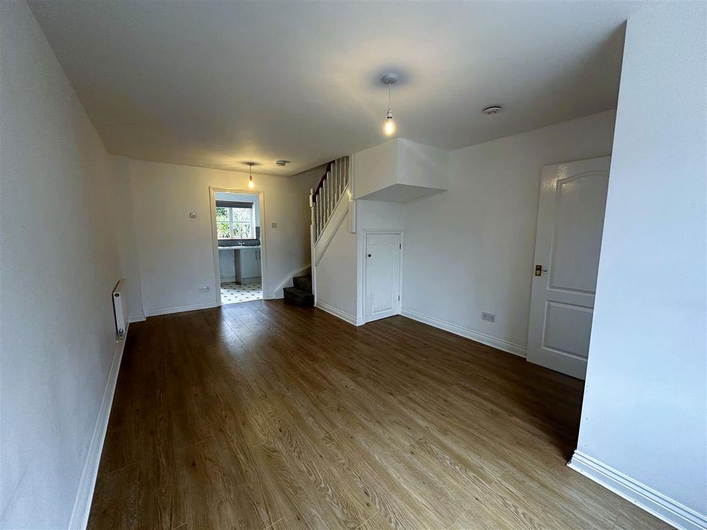 Property photo 2 of 7 Living Room.Jpg