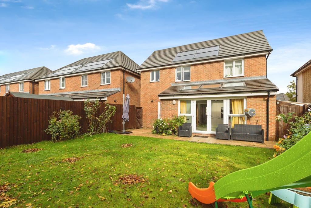 Property photo 2 of 13