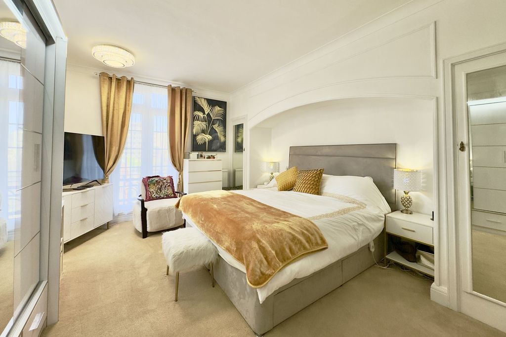 Additional image 15 of 5 bed flat for saleBath Road, Bournemouth BH1