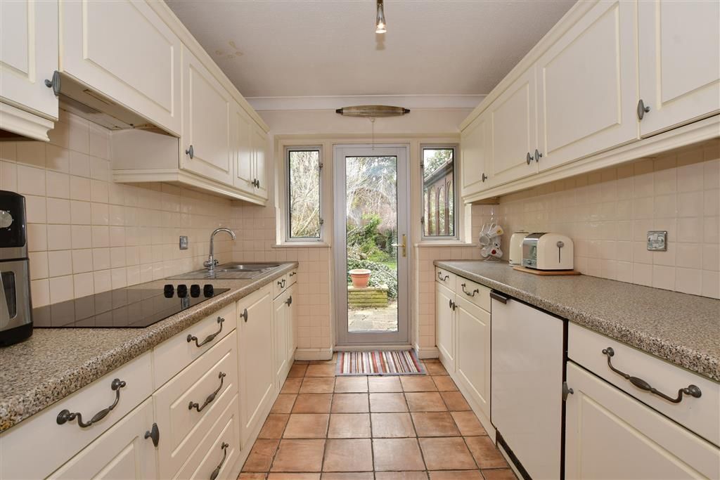 Property photo 2 of 13 Kitchen
