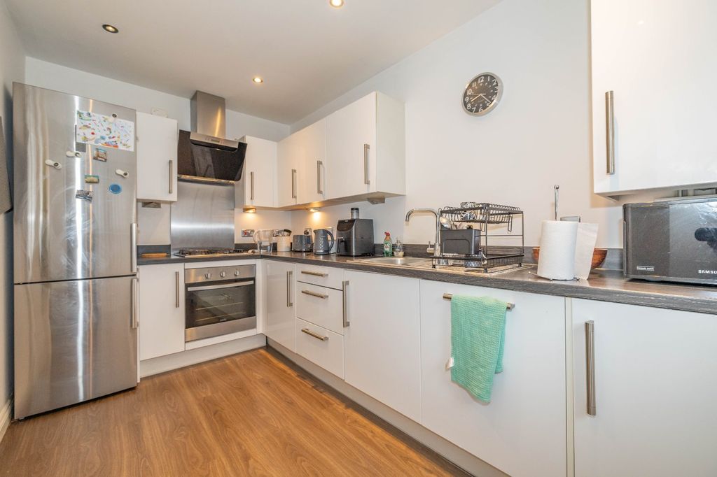 Property photo 2 of 19 Picture 2