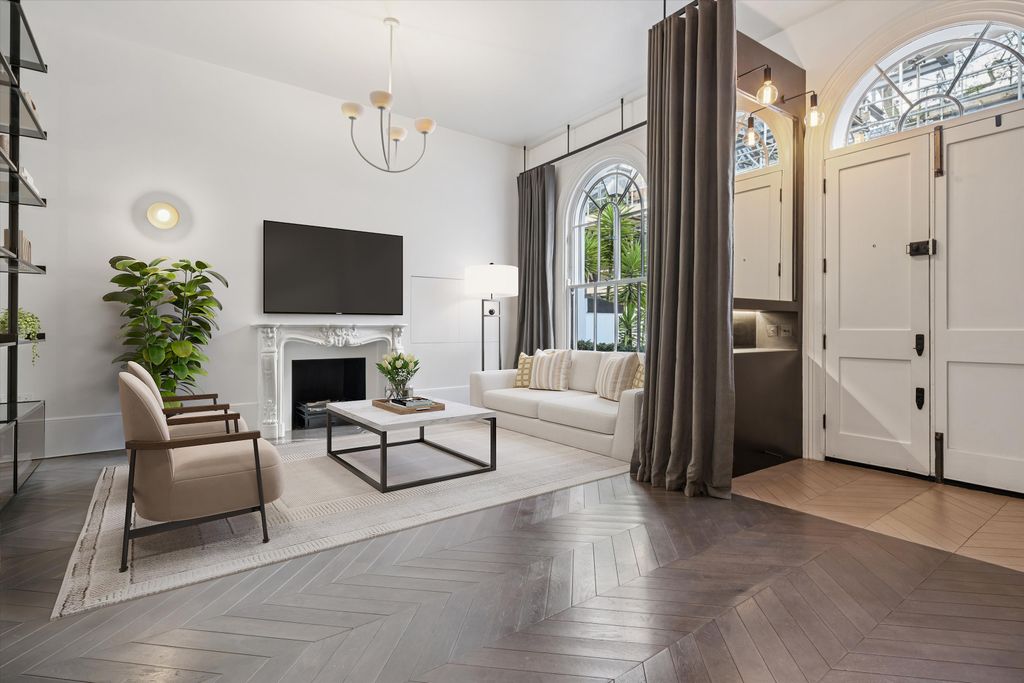 Property photo 2 of 26 Image