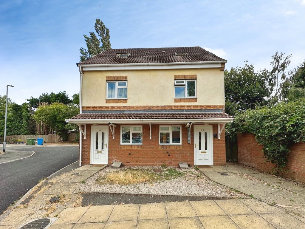 Property photo 2 of 33