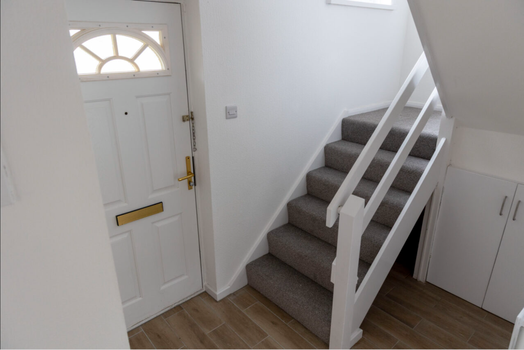 Property photo 2 of 4