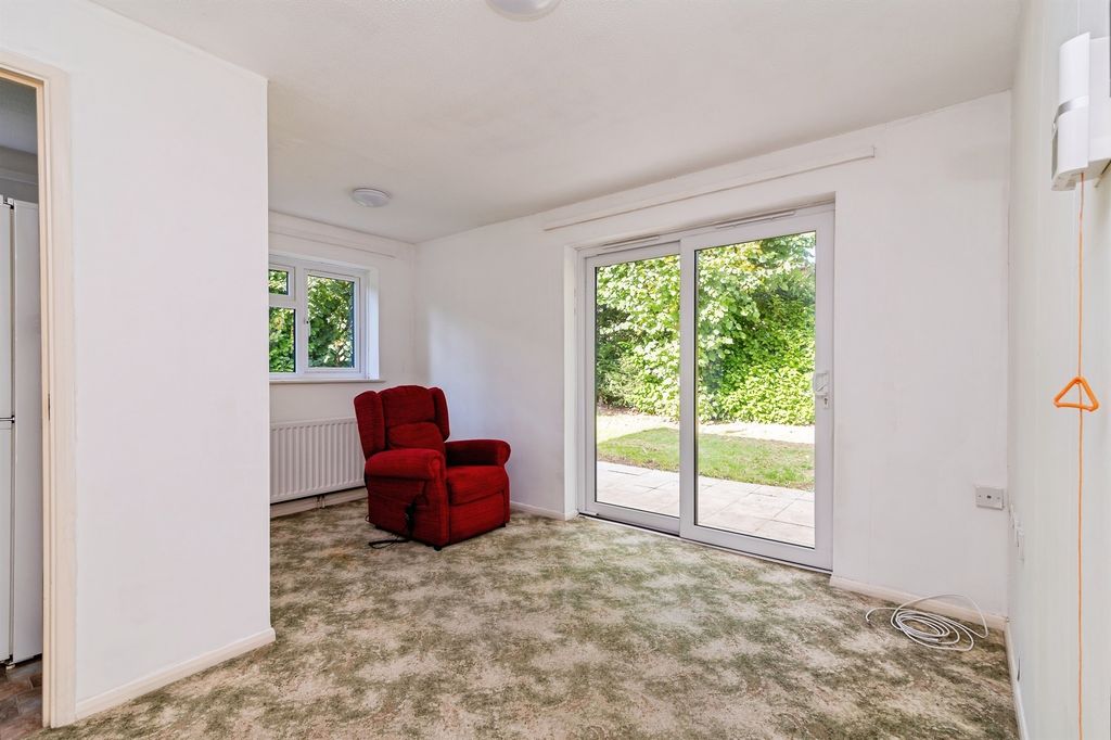 Property photo 3 of 17