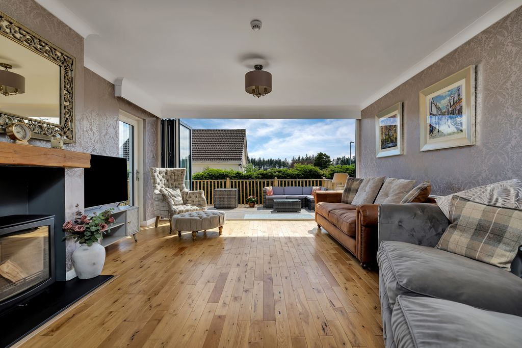 Property photo 2 of 48 18-Print-2 Rannoch Road_9