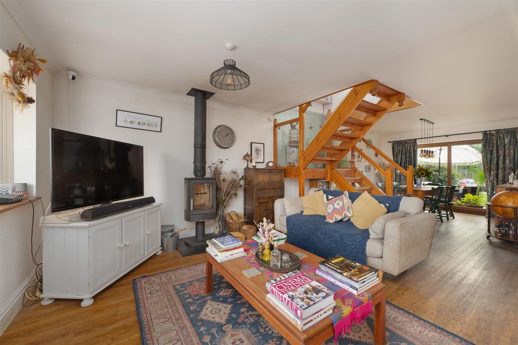 Property photo 2 of 20 Spire Avenue, Whitstable