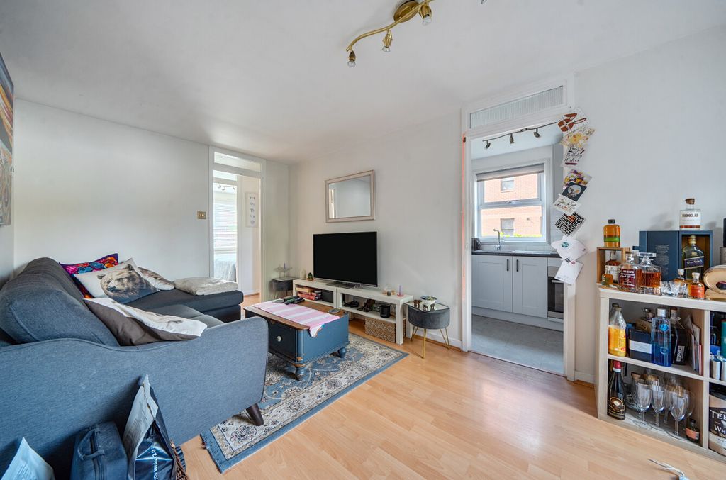 Property photo 3 of 16 1447752-7-69E0ba6...