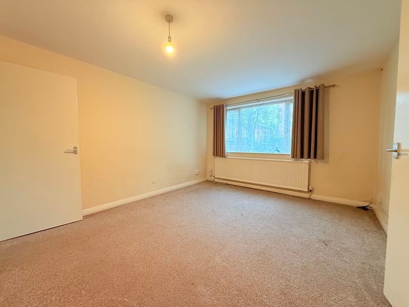 Property photo 3 of 7 Photo 2